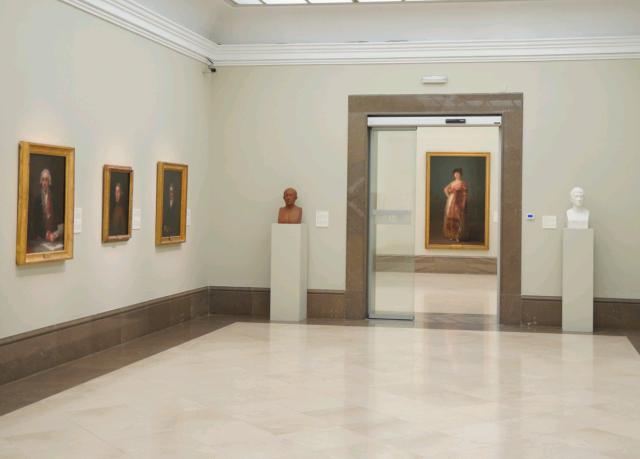 El escultor de los Goya critica a la Academia por no sacar a concurso el  nuevo diseño de las estatuillas